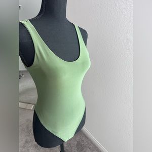 Hunter green bodysuit size small